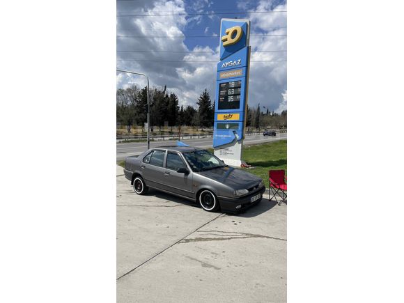 Sahibinden Renault R 19 1.4 Europa RNA 1998 Model  286.000 km  acil sayılık elimi tutanı kırmam son fiyat 3 5 gene pazarlık yapılır araç başında