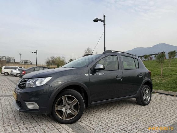 1984 OTOMOTİV'DEN DACİA SANDERO STEPWAY 0.9 TCE MANUEL