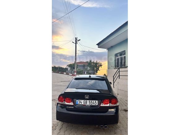 Sahibinden Honda Civic 1.6i VTEC Premium 2010 Model 