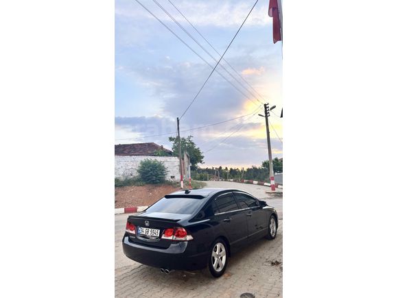 Sahibinden Honda Civic 1.6i VTEC Premium 2010 Model 