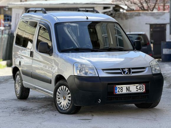 Sahibinden Peugeot Partner 1.9 D 2009 Model 