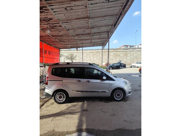 Sahibinden Ford Tourneo Courier 1.5 TDCi Trend 2016 Model