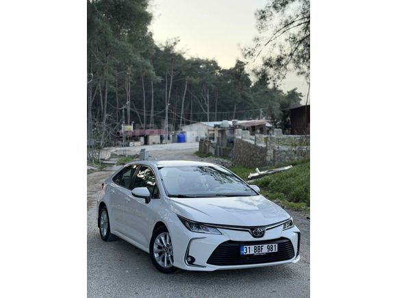 Sahibinden Toyota Corolla 1.5 Dream 2021 Model 