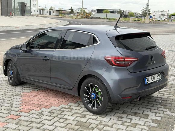Renault Clio DEĞİŞENSİZ