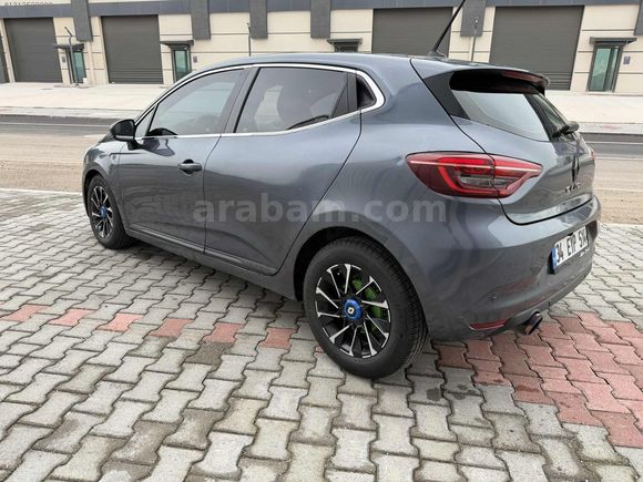 Renault Clio DEĞİŞENSİZ