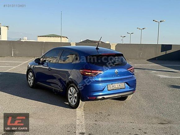 2022 Boyasız TESLA EKRAN CLİO LACİVERT