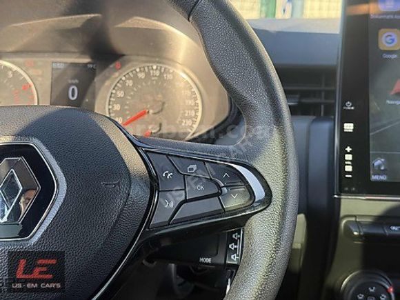 2022 Boyasız TESLA EKRAN CLİO LACİVERT
