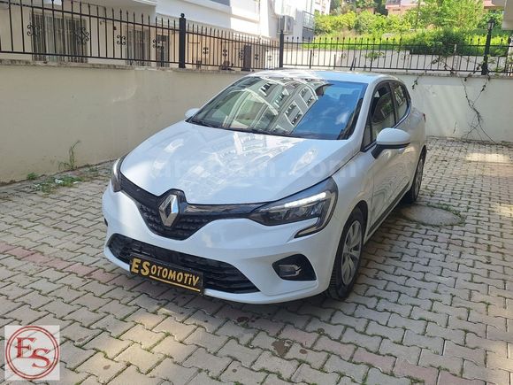 2021 CLİO 1.0 TCE OTOMATİK VİTES 160 BİNDE