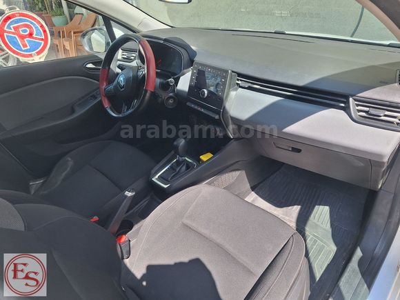 2021 CLİO 1.0 TCE OTOMATİK VİTES 160 BİNDE