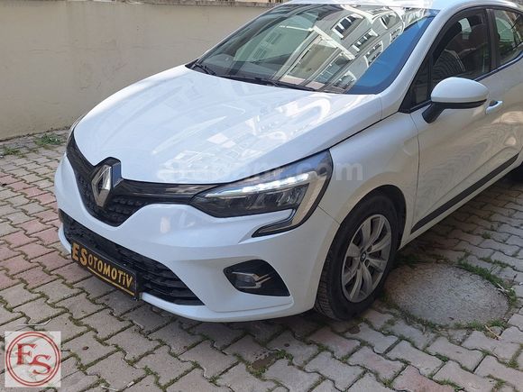 2021 CLİO 1.0 TCE OTOMATİK VİTES 160 BİNDE