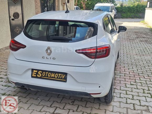2021 CLİO 1.0 TCE OTOMATİK VİTES 160 BİNDE