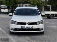 2013 Model Volkswagen Passat 1.6 Tdi Boyasız Değişensiz