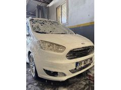 Sahibinden Ford Tourneo Courier 1.6 TDCi Titanium 2016 Model  245.000 km Beyaz