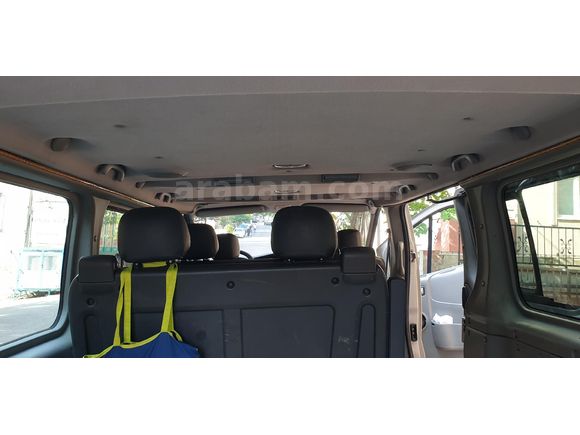 Sahibinden Renault Trafic Passenger 2.0 dCi 2012 Model  560.000 km Gri