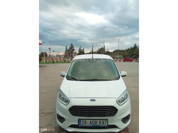 Sahibinden Ford Tourneo Courier 1.0 EcoBoost Titanium 2022 Model
