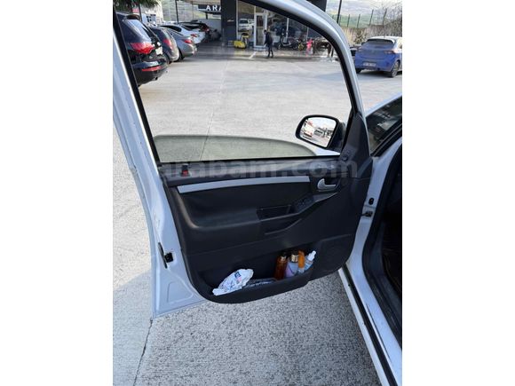 Sahibinden Opel Meriva 1.6 Cosmo 2006 Model 