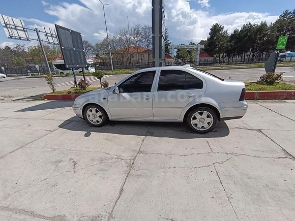 SAHİBİNDEN VW BORA 2004 COMFORTLİNE