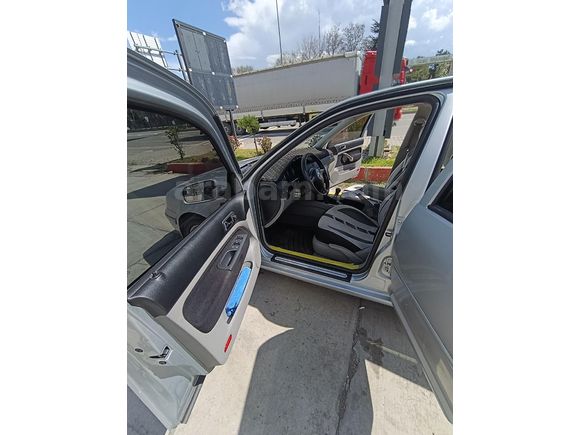 SAHİBİNDEN VW BORA 2004 COMFORTLİNE