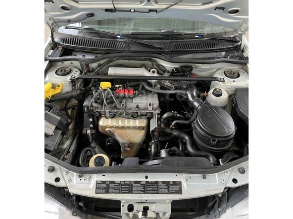 Düşük Km Yeni Muayeneli Megane 1 1.6