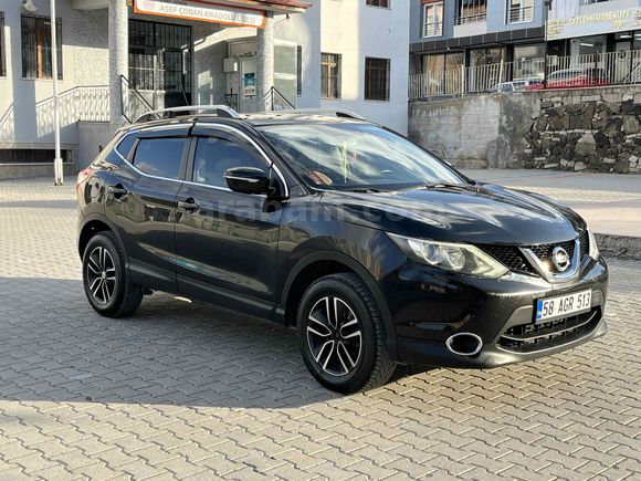 SAHİBİNDEN DÜŞÜK KM DEĞIŞENSIZ QASHQAİ 1.5dci Manuel 