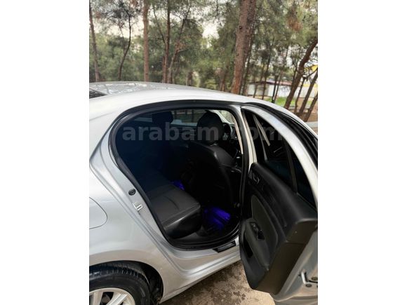 Sahibinden Renault Megane 1.5 Blue DCI Touch 2020 Model 