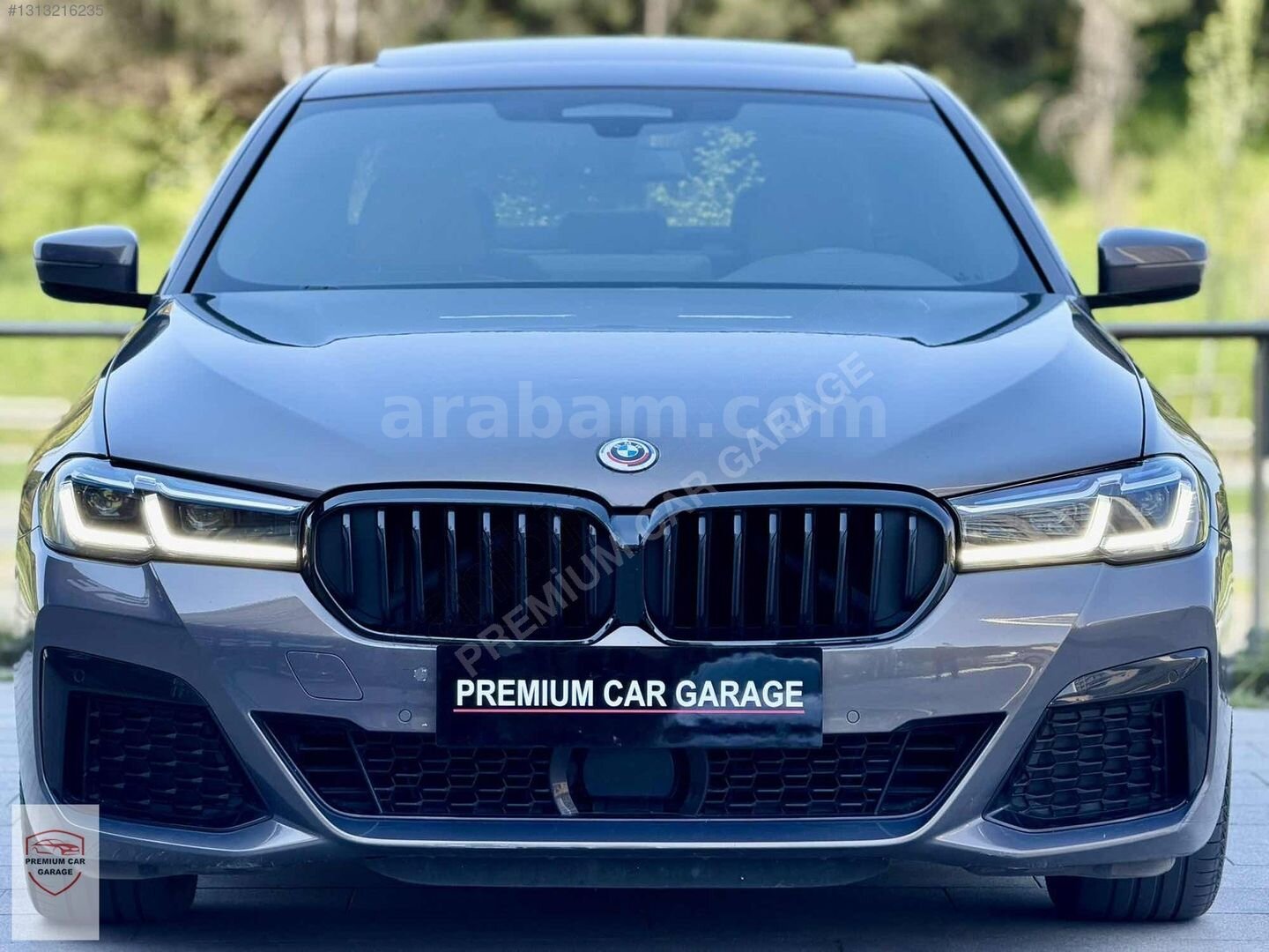 Galeriden BMW 5 Serisi 520i 50th Year M Edition 2022 Model İstanbul 98.000 km Gri 3