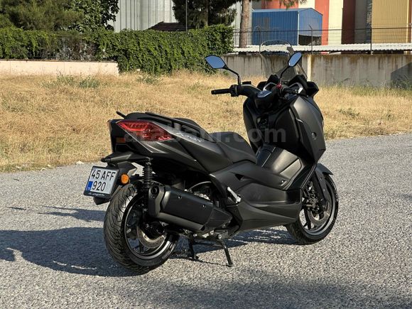  Yamaha X-Max 250 ABS
