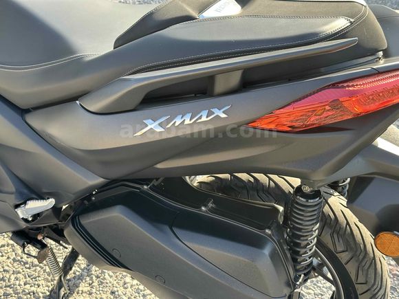  Yamaha X-Max 250 ABS
