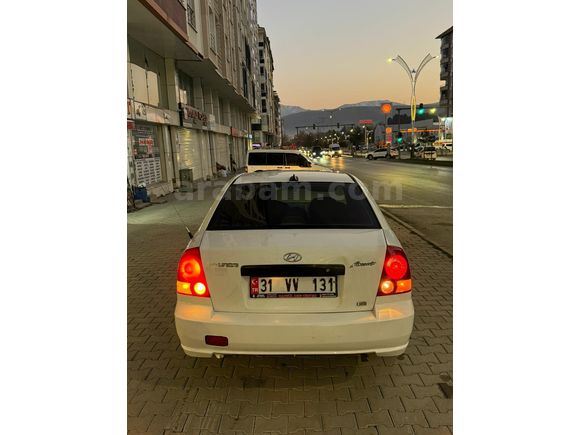 Sahibinden Hyundai Accent 1.5 CRDi Admire 2005 Model