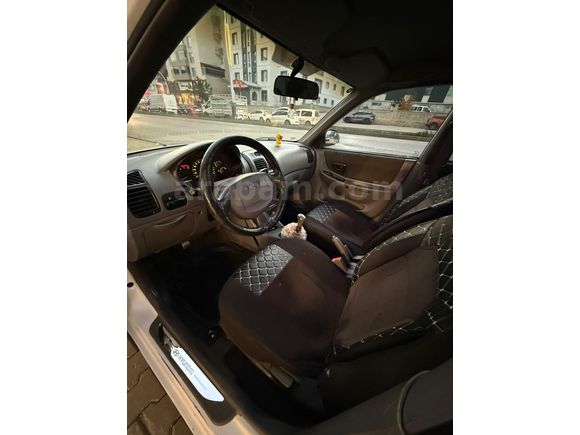 Sahibinden Hyundai Accent 1.5 CRDi Admire 2005 Model