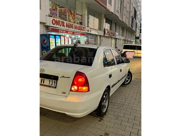 Sahibinden Hyundai Accent 1.5 CRDi Admire 2005 Model