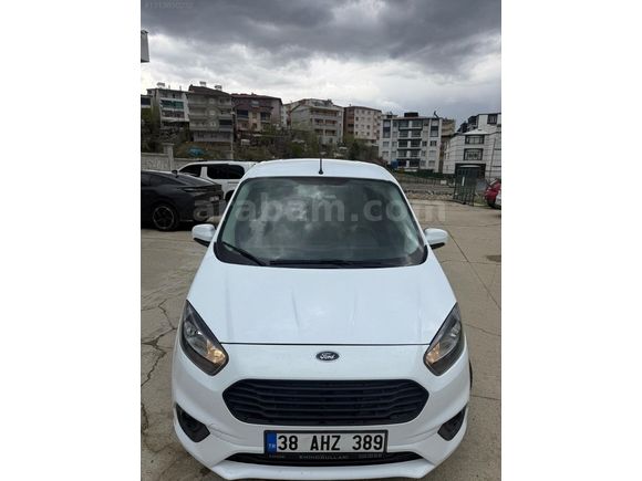 HAZAR OTOMOTİVDEN 2023 FORD KURYER DELÜKS HATASIZ