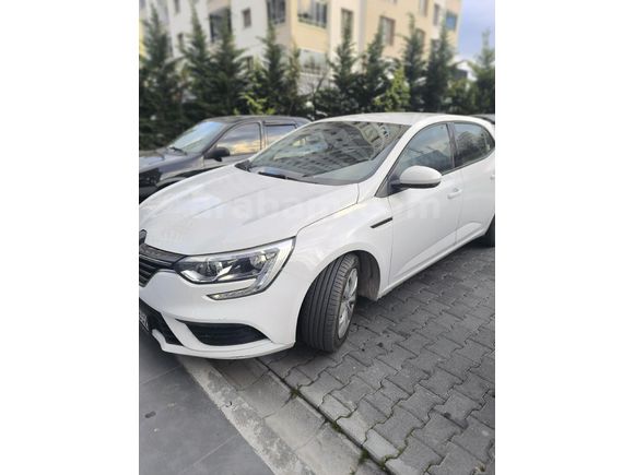Sahibinden Renault Megane 1.6 Joy 2017 Model