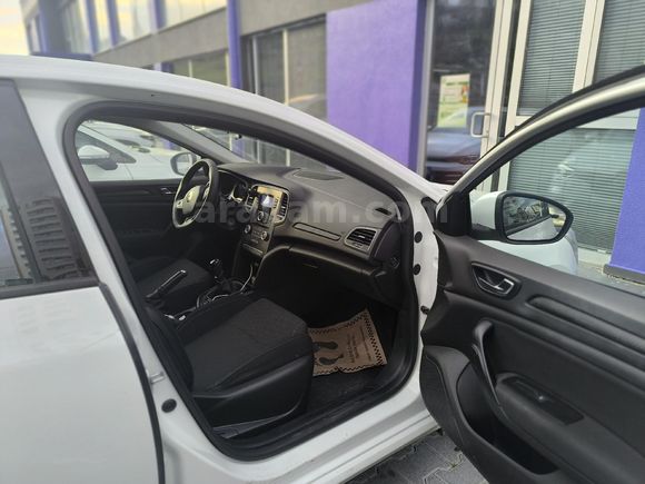 Sahibinden Renault Megane 1.6 Joy 2017 Model