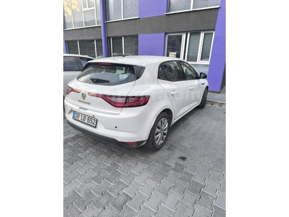Sahibinden Renault Megane 1.6 Joy 2017 Model
