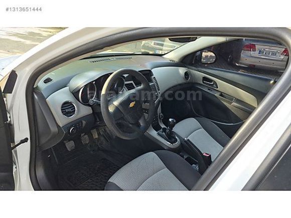 124 hp TEK PARÇA BOYA 170 BİNDE CRUZE