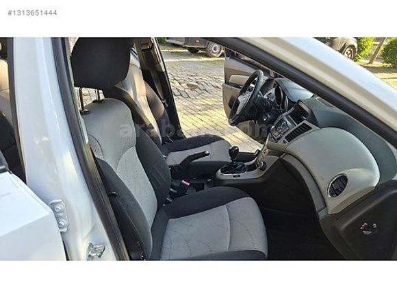 124 hp TEK PARÇA BOYA 170 BİNDE CRUZE