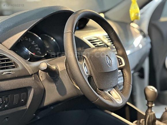 TEKİROĞLU OTOMOTİV'den 2011 MODEL RENAULT MEGANE 1.5 DCİ