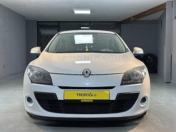 TEKİROĞLU OTOMOTİV'den 2011 MODEL RENAULT MEGANE 1.5 DCİ