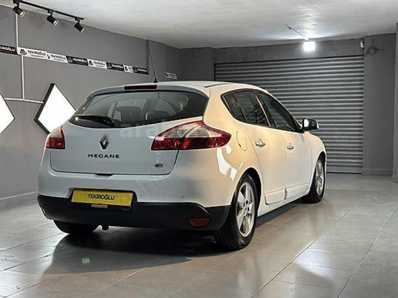 TEKİROĞLU OTOMOTİV'den 2011 MODEL RENAULT MEGANE 1.5 DCİ