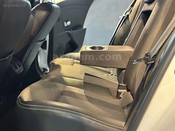 TEKİROĞLU OTOMOTİV'den 2011 MODEL RENAULT MEGANE 1.5 DCİ