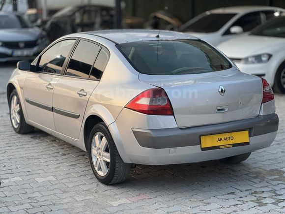 AK AUTO'dan 2006 MEGANE HATASIZ AYARINDA
