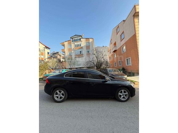 Sahibinden Volvo S60 1.6 D 2014 Model  255.400 km Siyah