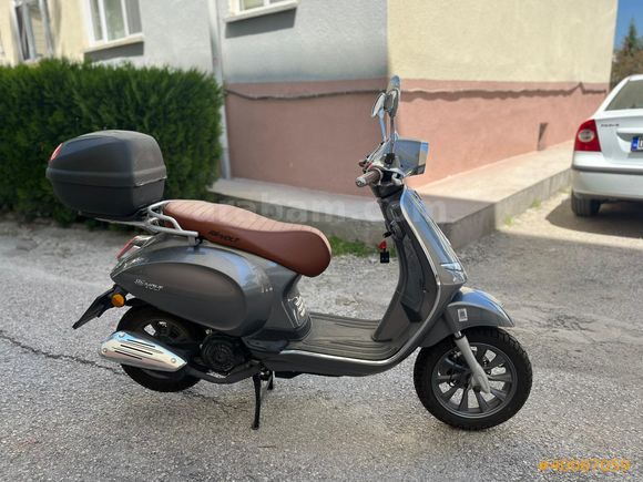 CAREMİ'DEN SIFIR TADINDA SADECE 1100 KMDE REVOLT RS6 125CC !!!