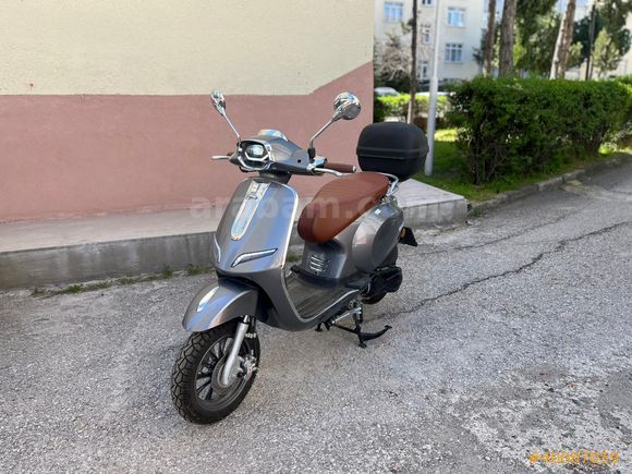 CAREMİ'DEN SIFIR TADINDA SADECE 1100 KMDE REVOLT RS6 125CC !!!