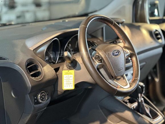 2022 FORD COURİER 1.5TDCI TİTANİUM PLUS