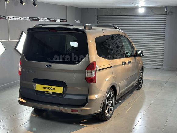 2022 FORD COURİER 1.5TDCI TİTANİUM PLUS
