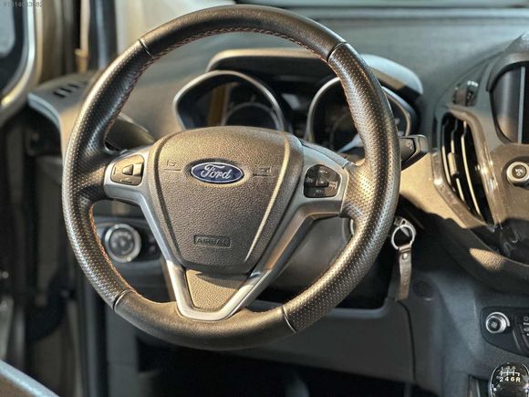 2022 FORD COURİER 1.5TDCI TİTANİUM PLUS