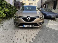 MEMURDAN MODEL YÜKSELTMEK İÇİN TERTEMİZ MEGANE