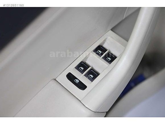 Auto TAŞAR'dan Skoda Rapid 1.6 CR TDI Elegance ( TAKAS ) olur